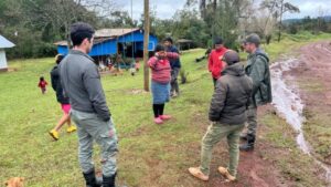 Ministerio de Ecología intervino en Caraguatay tras denuncia de comunidad Mbya por actividades en el monte