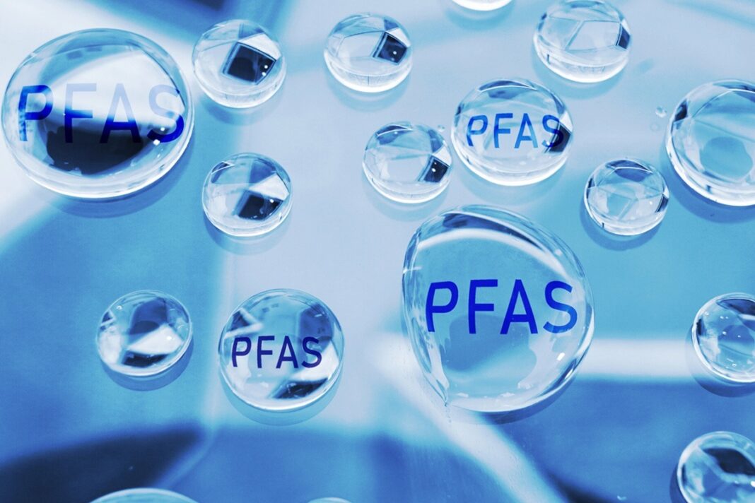 El precio de la inacción: los 'químicos eternos' podrían costar a Europa 440.000 millones de euros