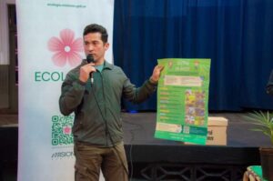 Ecología inició el Mes del Medio Ambiente con actividades y entrega de kits de plantación en escuelas de Posadas